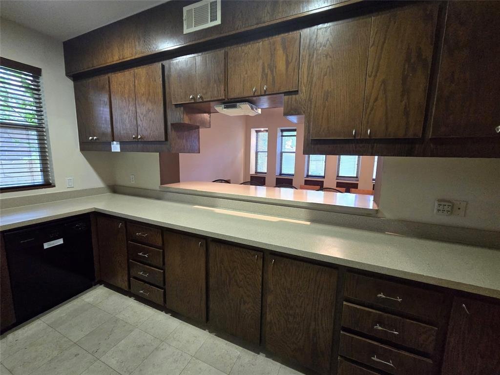 House in Montgomery, Texas, United States 4 - 17207441