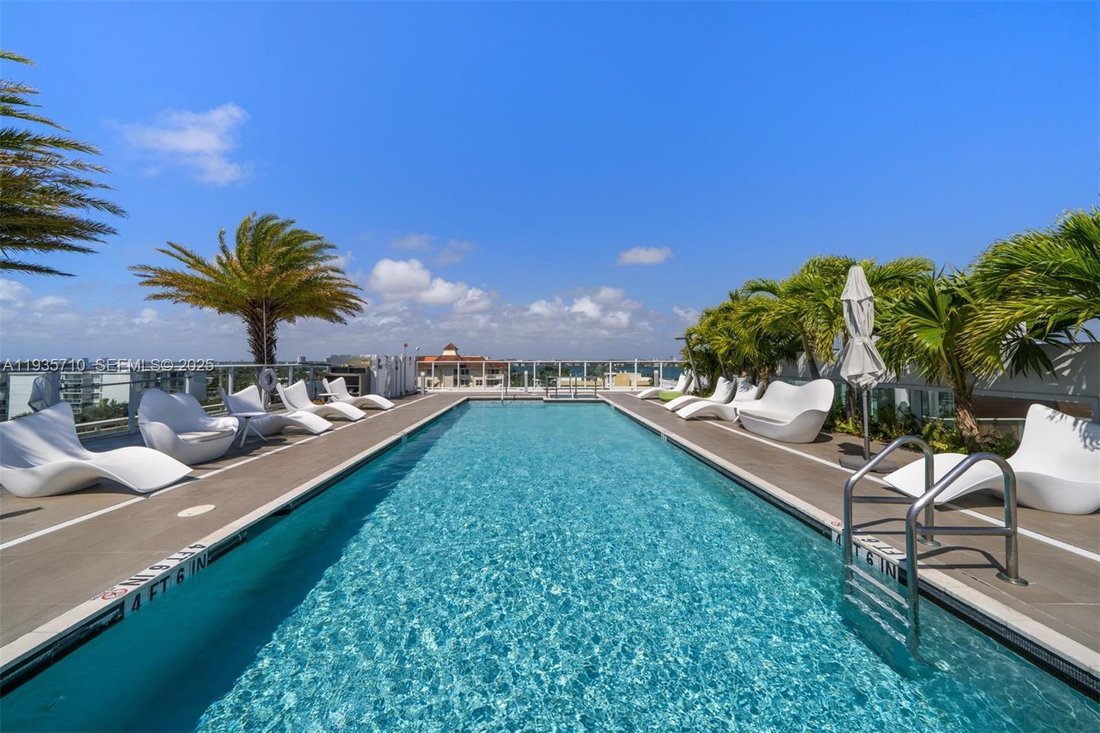Condo in Bal Harbour, Florida, United States 2 - 17205376