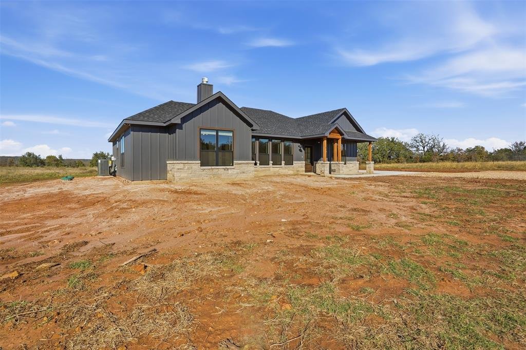 House in Mineral Wells, Texas, United States 2 - 17215656