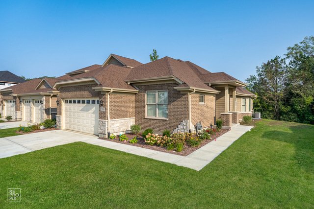 Townhouse in Lemont, Illinois, United States 1 - 17205042