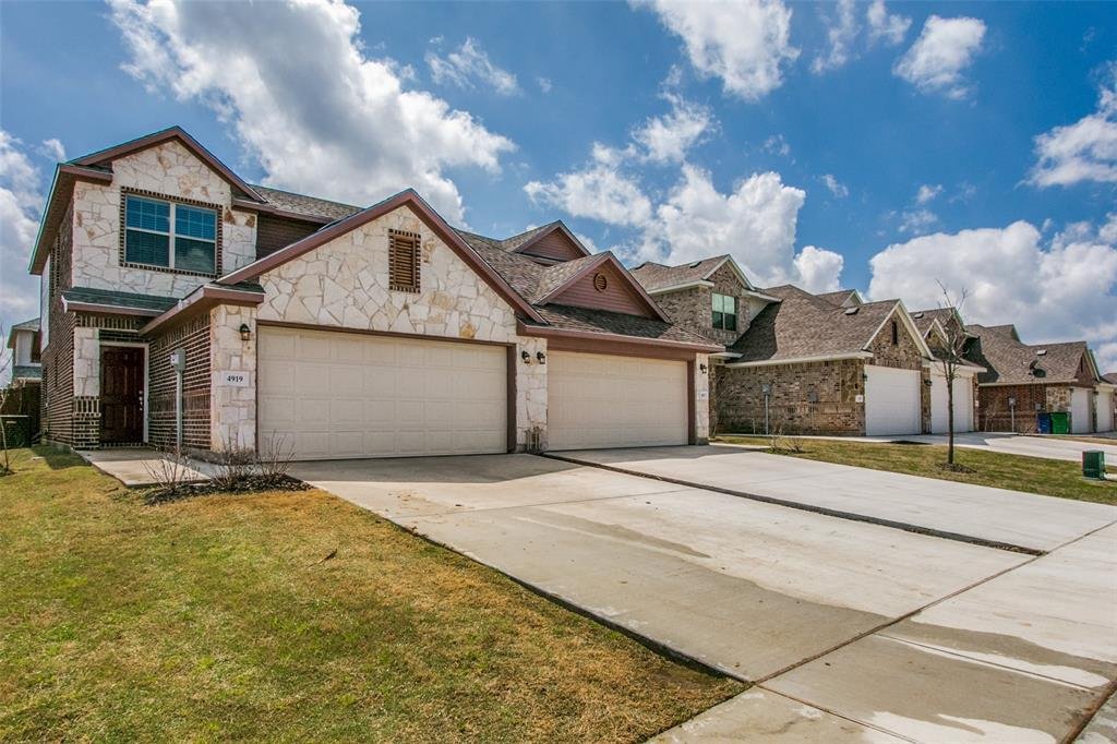 Apartment in Sanger, Texas, United States 1 - 17215391