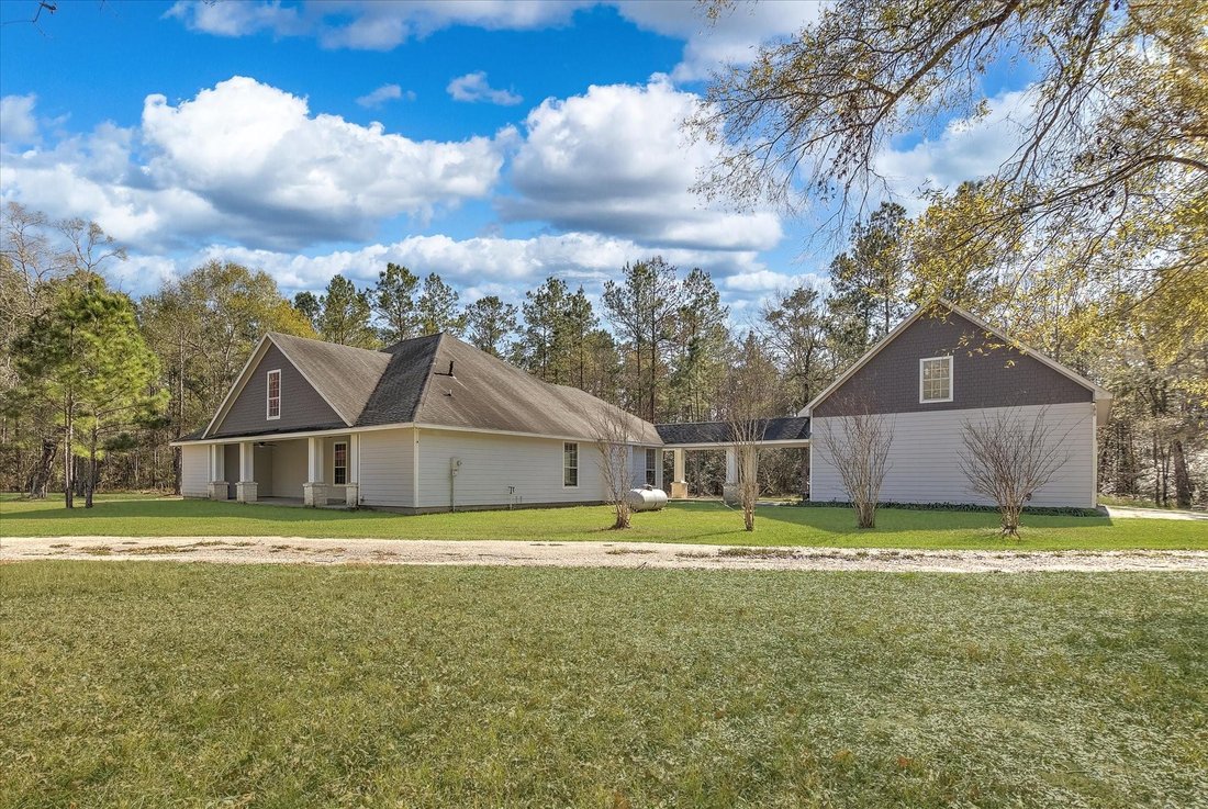 House in Dayton, Texas, United States 2 - 17208639