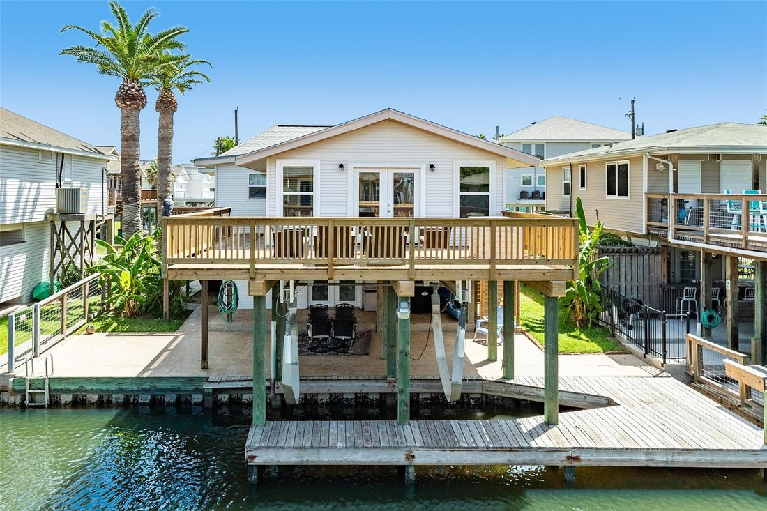 House in Galveston, Texas, United States 1 - 17209891