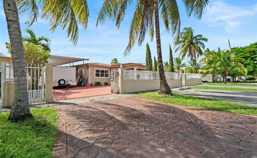 Maison à Hialeah, Floride, États-Unis 1