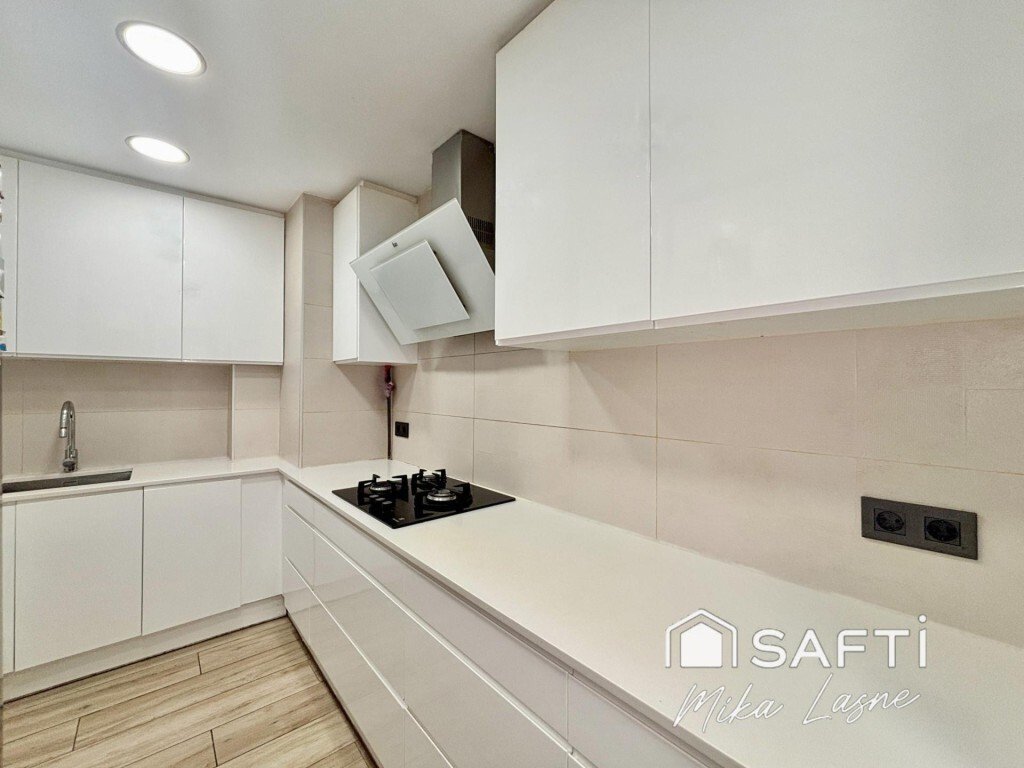 Apartment in Sarrià-Sant Gervasi, Barcelona, Spain 5 - 17218738