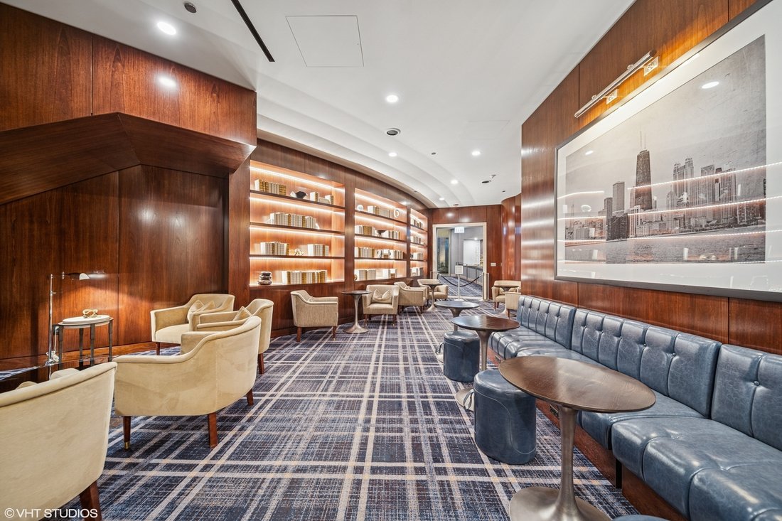 Condo in Chicago, Illinois, United States 3 - 17204628