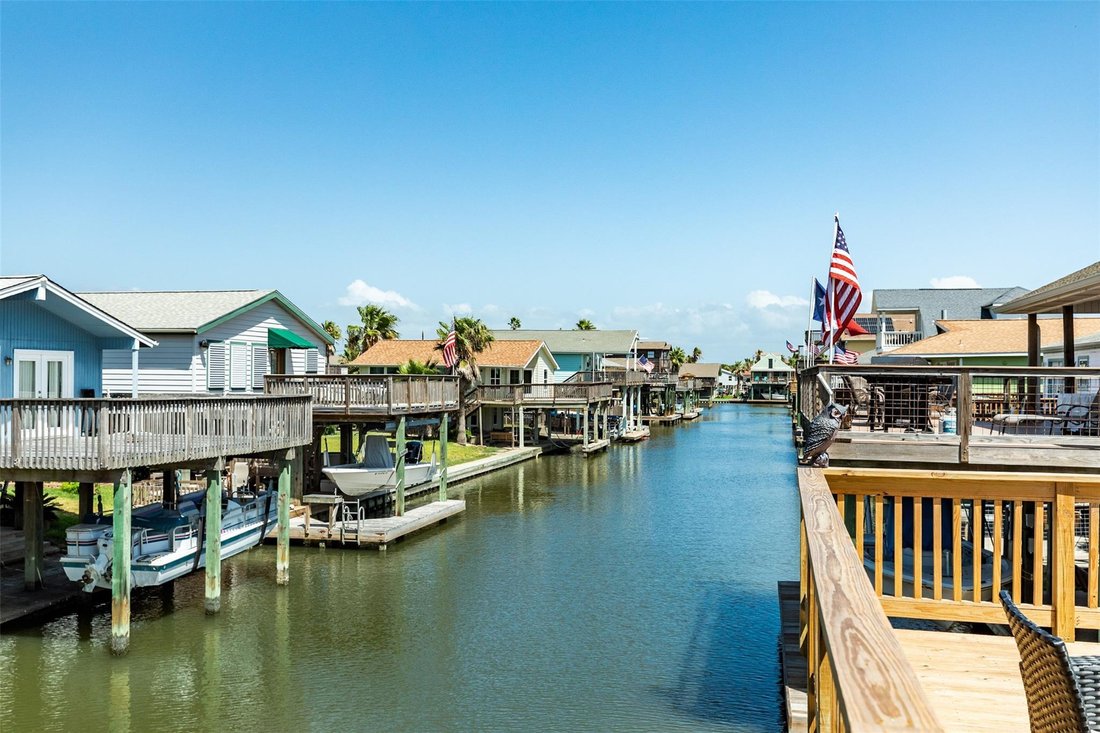 House in Galveston, Texas, United States 5 - 17209891