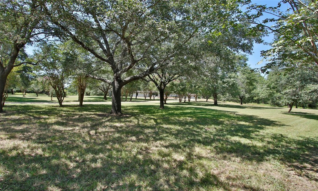 House in Navasota, Texas, United States 2 - 17207236