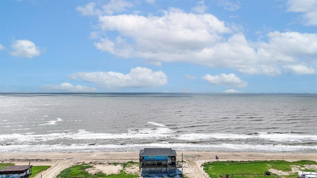 House in Bolivar Peninsula, Texas, United States 5 - 17209525