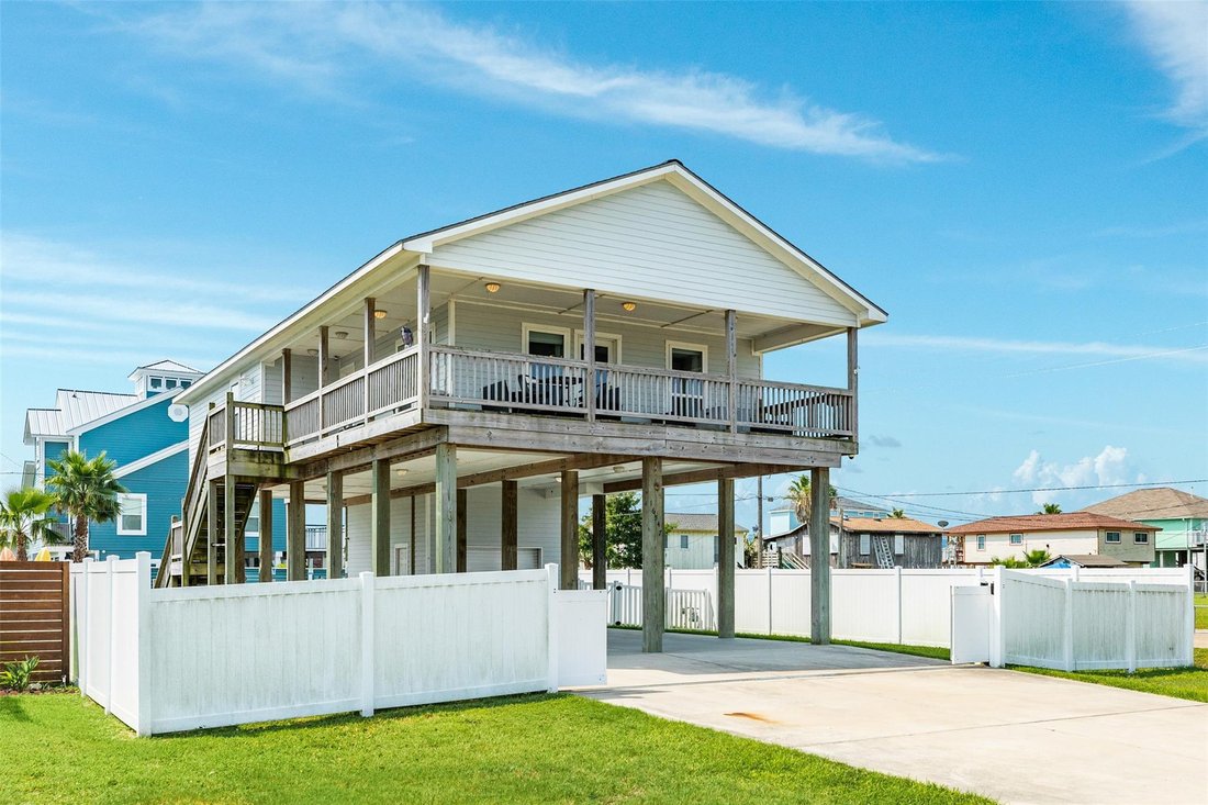 House in Galveston, Texas, United States 2 - 17210719