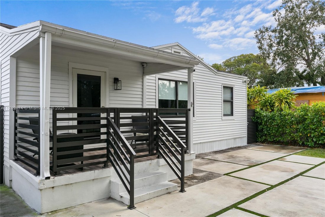 House in Miami Springs, Florida, United States 4 - 17203112