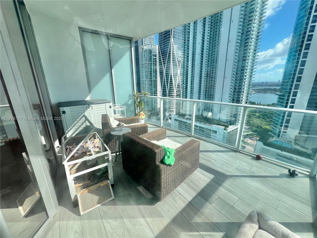 Condo in Miami, Florida, United States 5 - 17202004