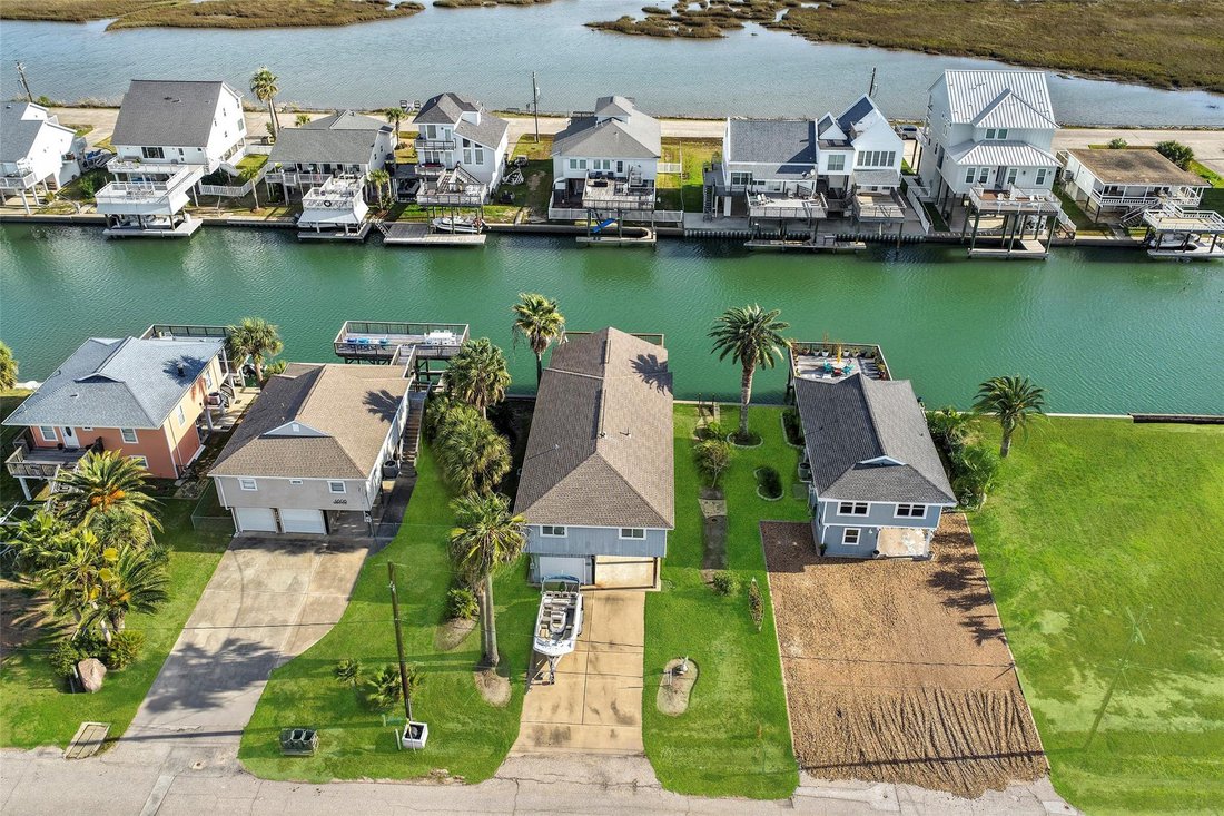 House in Galveston, Texas, United States 3 - 17208057