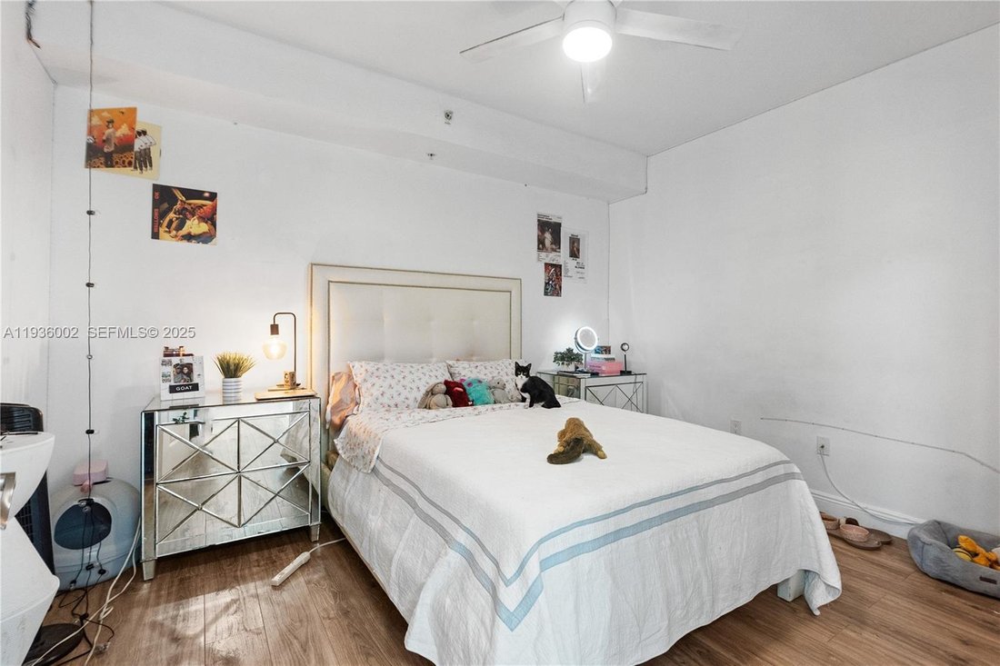 Condo in Miami Beach, Florida, United States 2 - 17205317