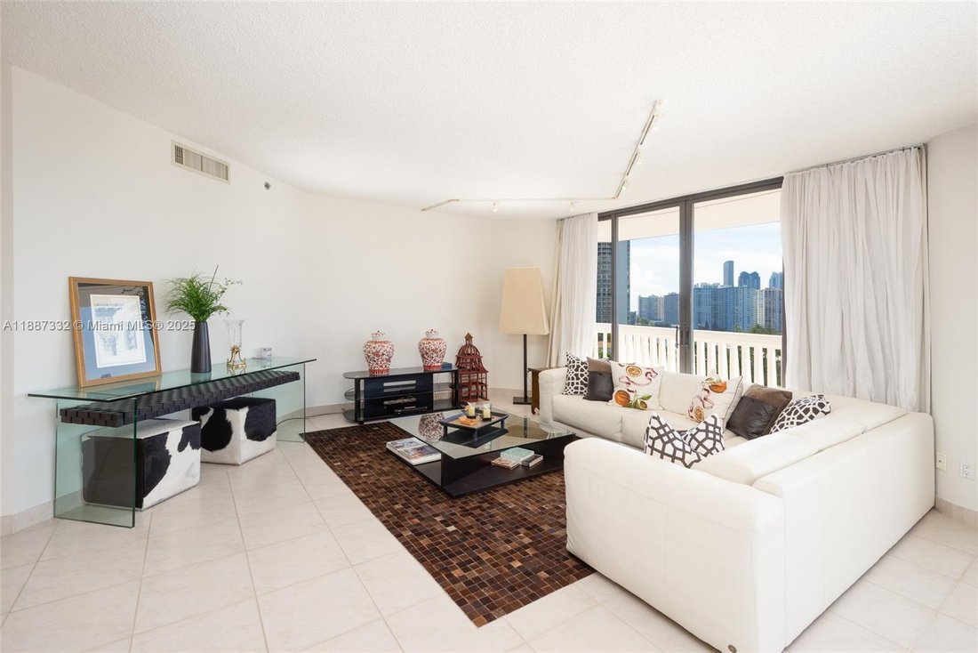 Condo in Golden Beach, Florida, United States 3 - 17202065