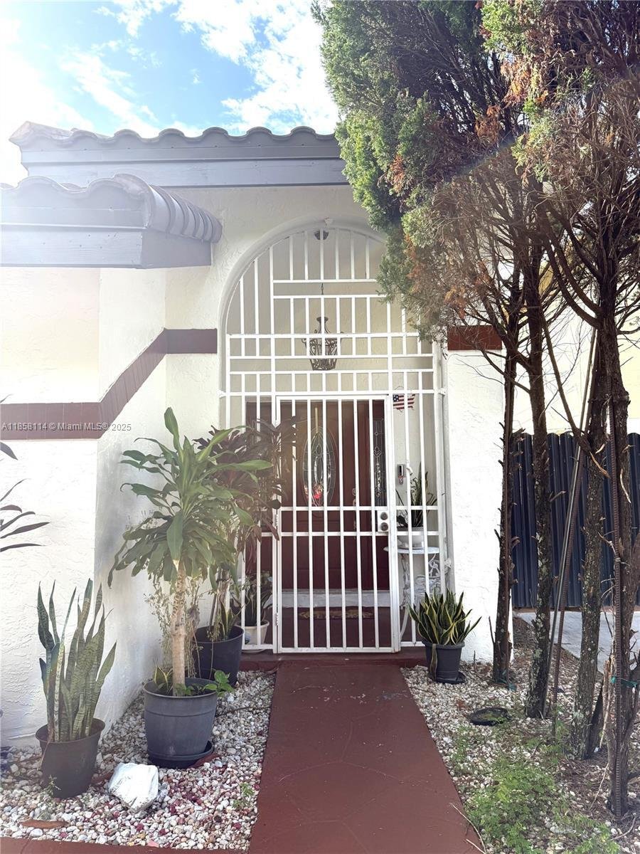 House in Miami, Florida, United States 2 - 17203306