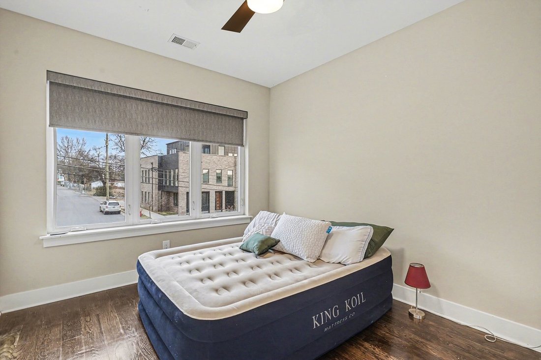 Co Op in Nashville, Tennessee, United States 5 - 17199403