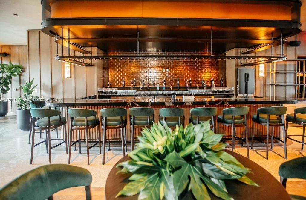 Condo in Miami, Florida, United States 3 - 17205615