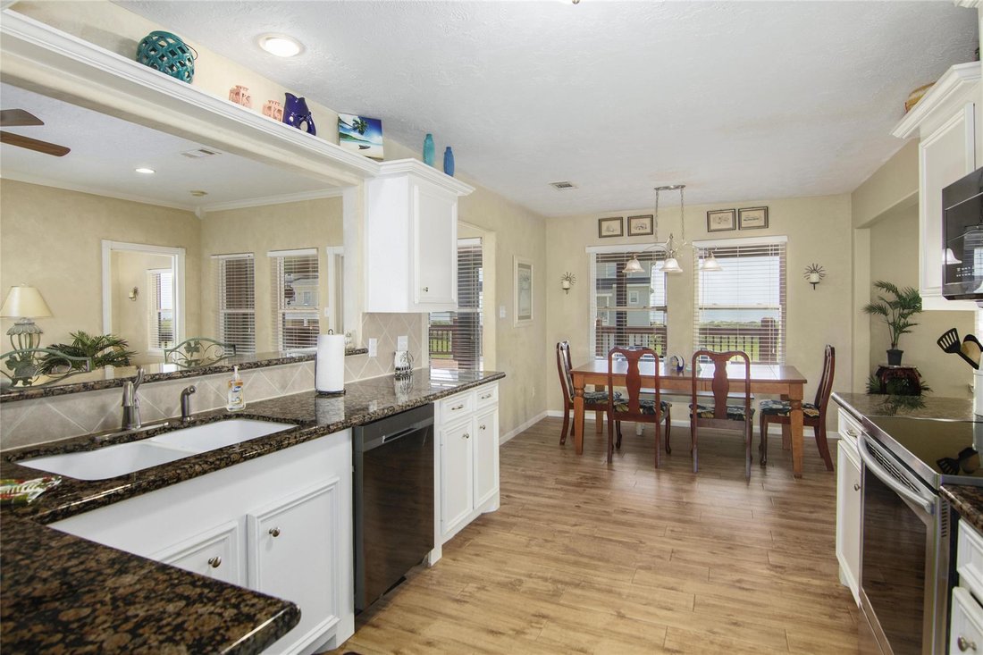 House in Bolivar Peninsula, Texas, United States 5 - 17209745