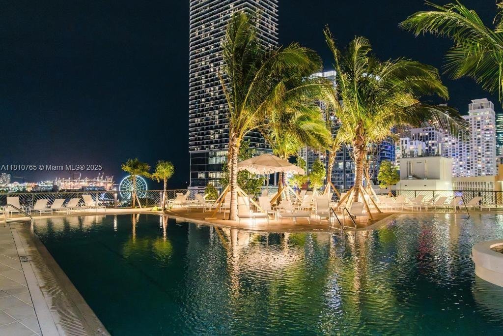 Condo in Miami, Florida, United States 1 - 17205615