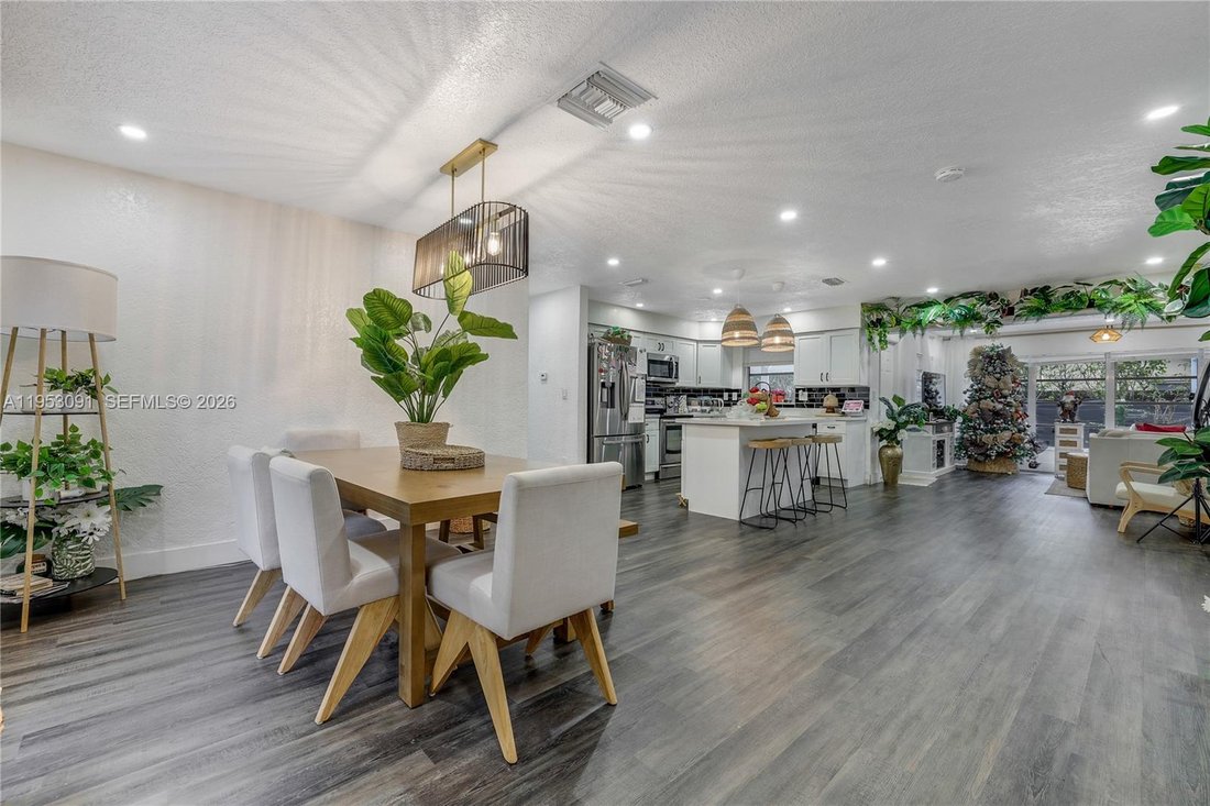 House in Miramar, Florida, United States 5 - 17202976