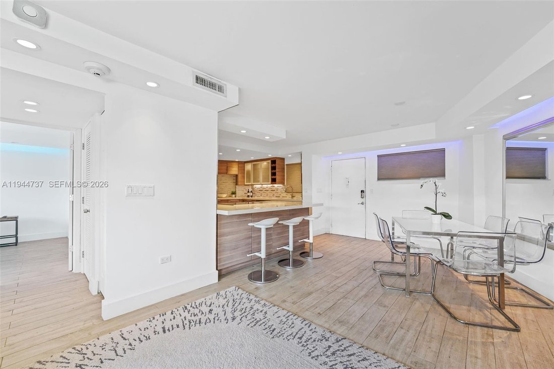 Condo in Miami Beach, Florida, United States 4 - 17203177