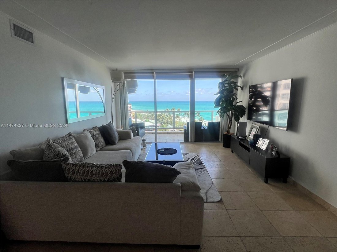 Condo in Miami Beach, Florida, United States 4 - 17202577