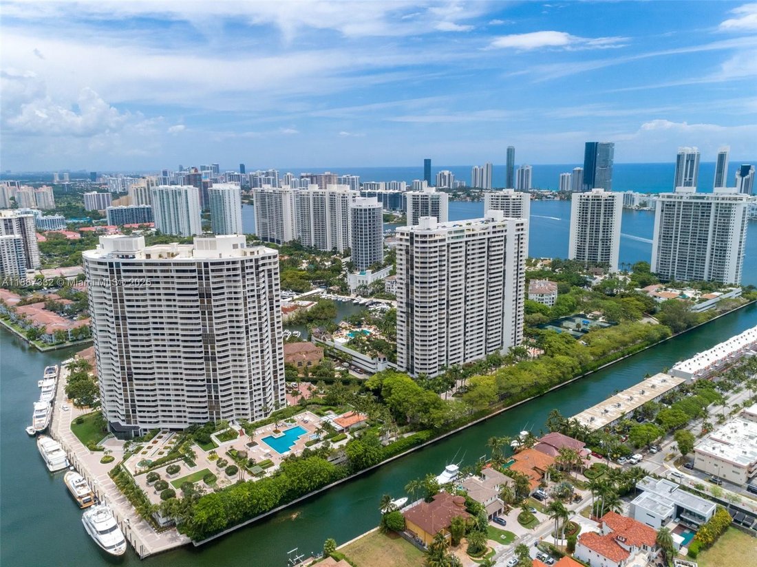 Condo in Golden Beach, Florida, United States 1 - 17202065