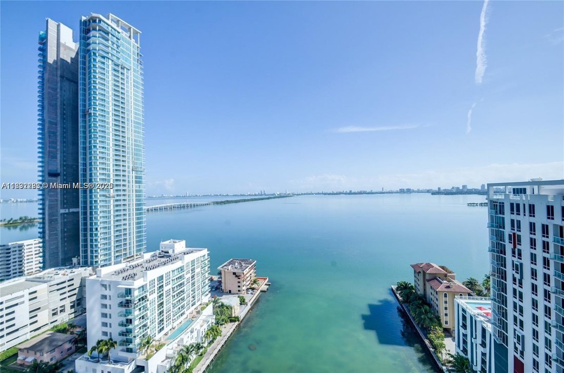 Condo in Miami, Florida, United States 4 - 17205435