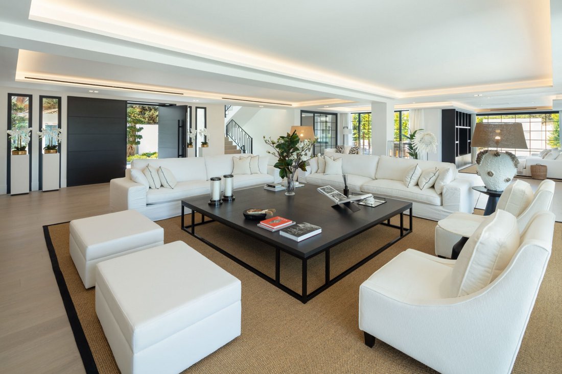 Villa in Nueva Andalucia, Marbella, Spain 3 - 17217460