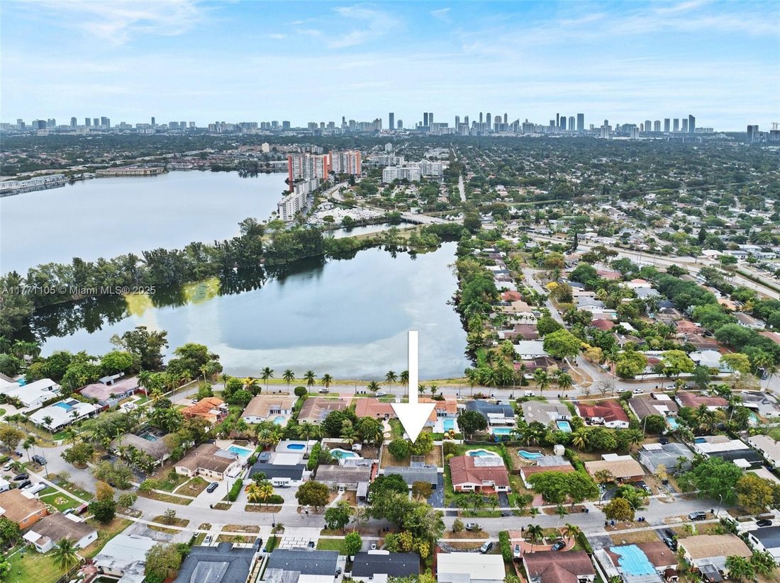 Maison à North Miami Beach, Floride, États-Unis 3 - 17203831