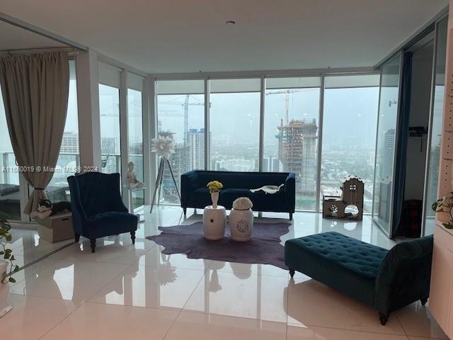 Condo in Miami, Florida, United States 1 - 17203406