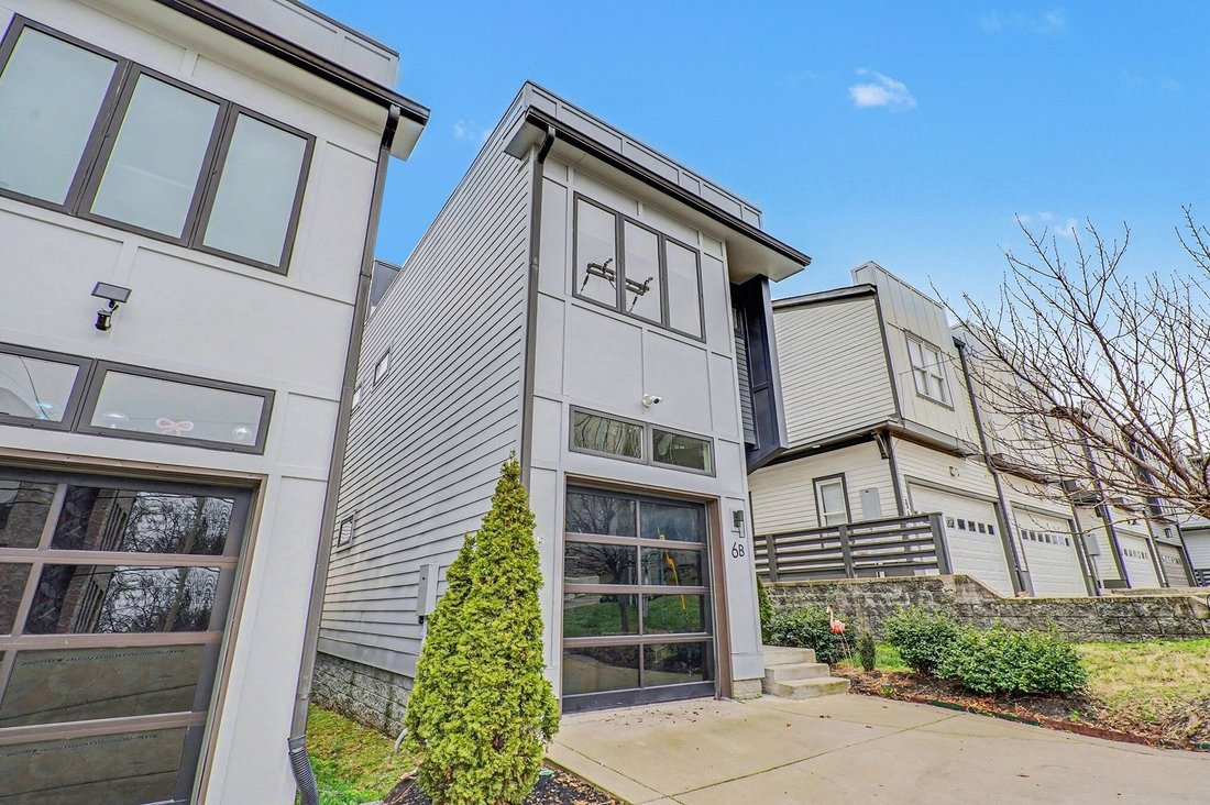 Co Op in Nashville, Tennessee, United States 3 - 17199403