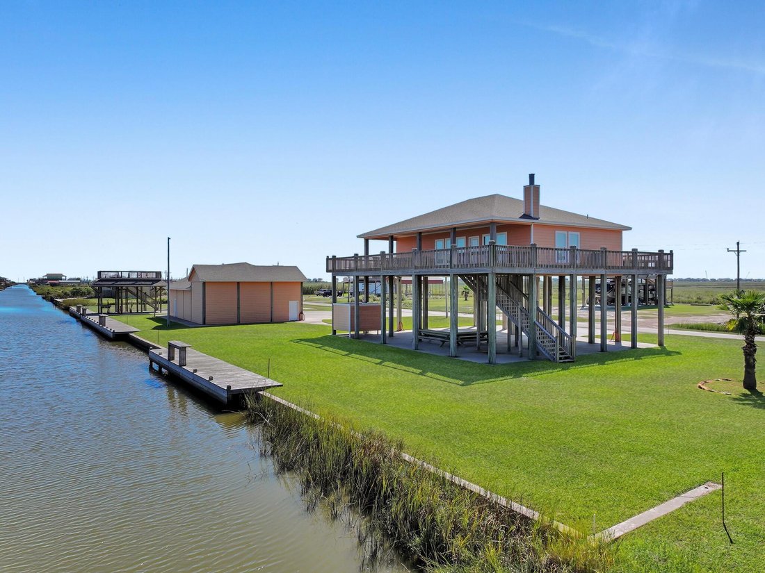 House in Bolivar Peninsula, Texas, United States 5 - 17210415