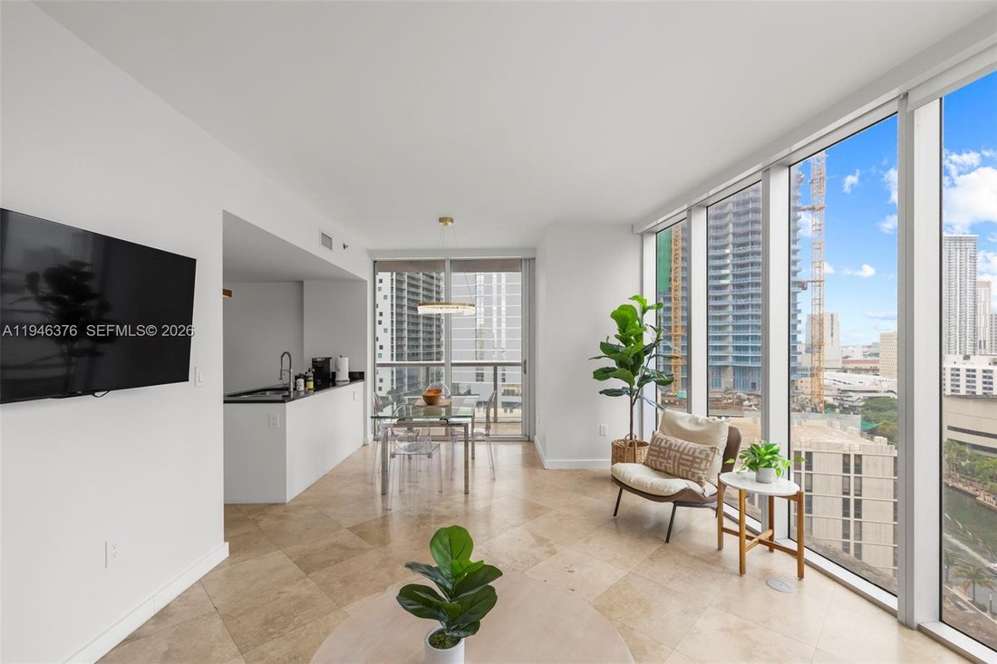Condo in Miami, Florida, United States 4 - 17202361