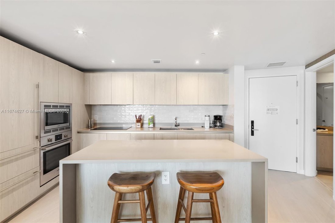 Condo in Hollywood, Florida, United States 5 - 17205243