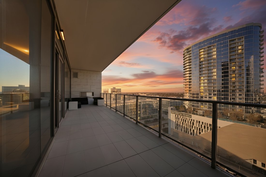 Condo in Plano, Texas, United States 2 - 17210805