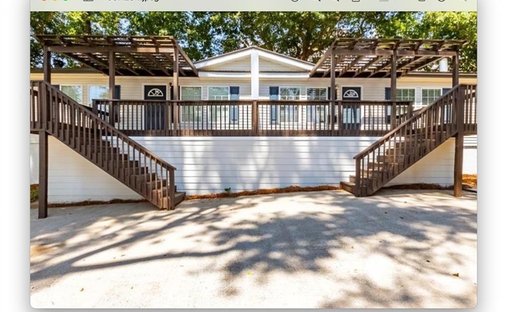 House in Flowery Branch, Georgia, United States 1