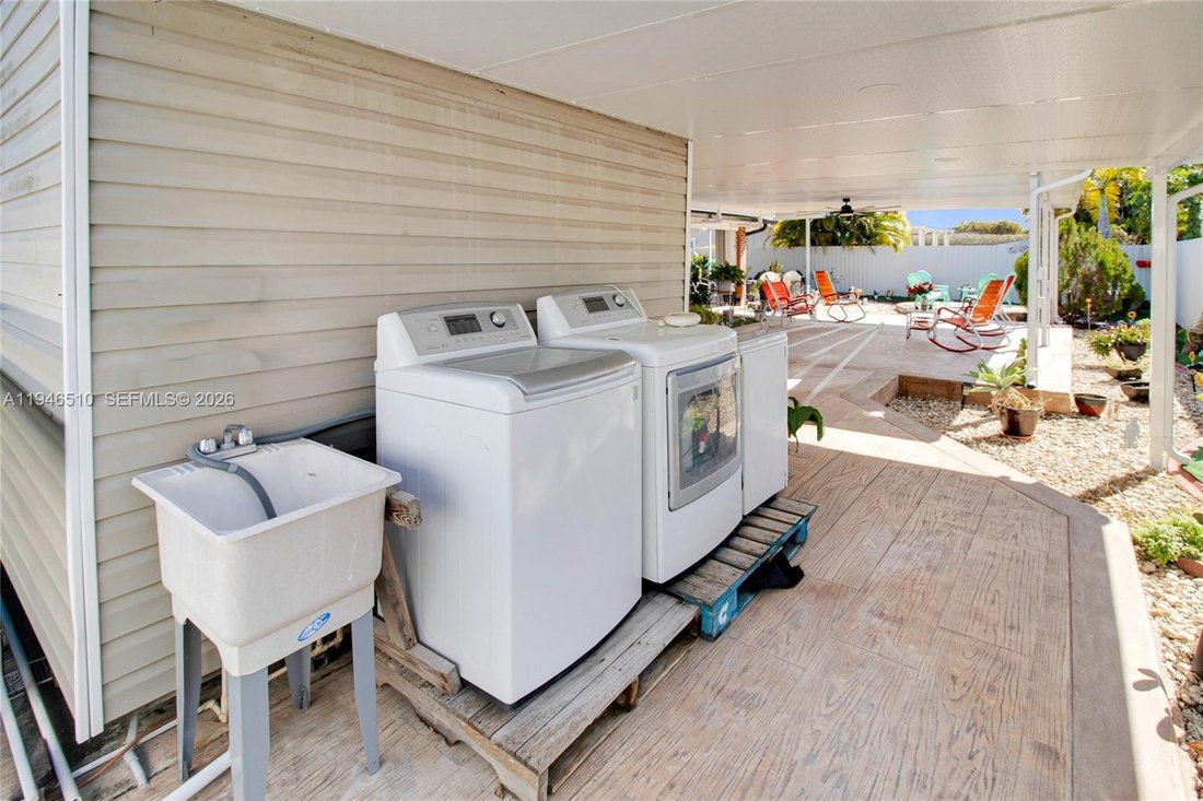 House in Miami, Florida, United States 4 - 17203003