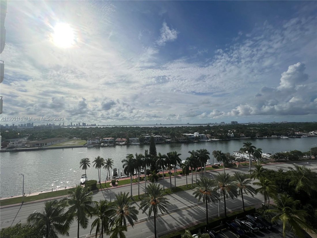 Condo in Miami Beach, Florida, United States 1 - 17202557