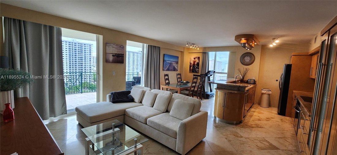 Condo in Sunny Isles Beach, Florida, United States 2 - 17203691