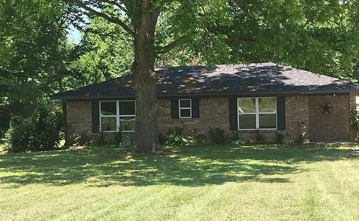 House in Montgomery, Texas, United States 1