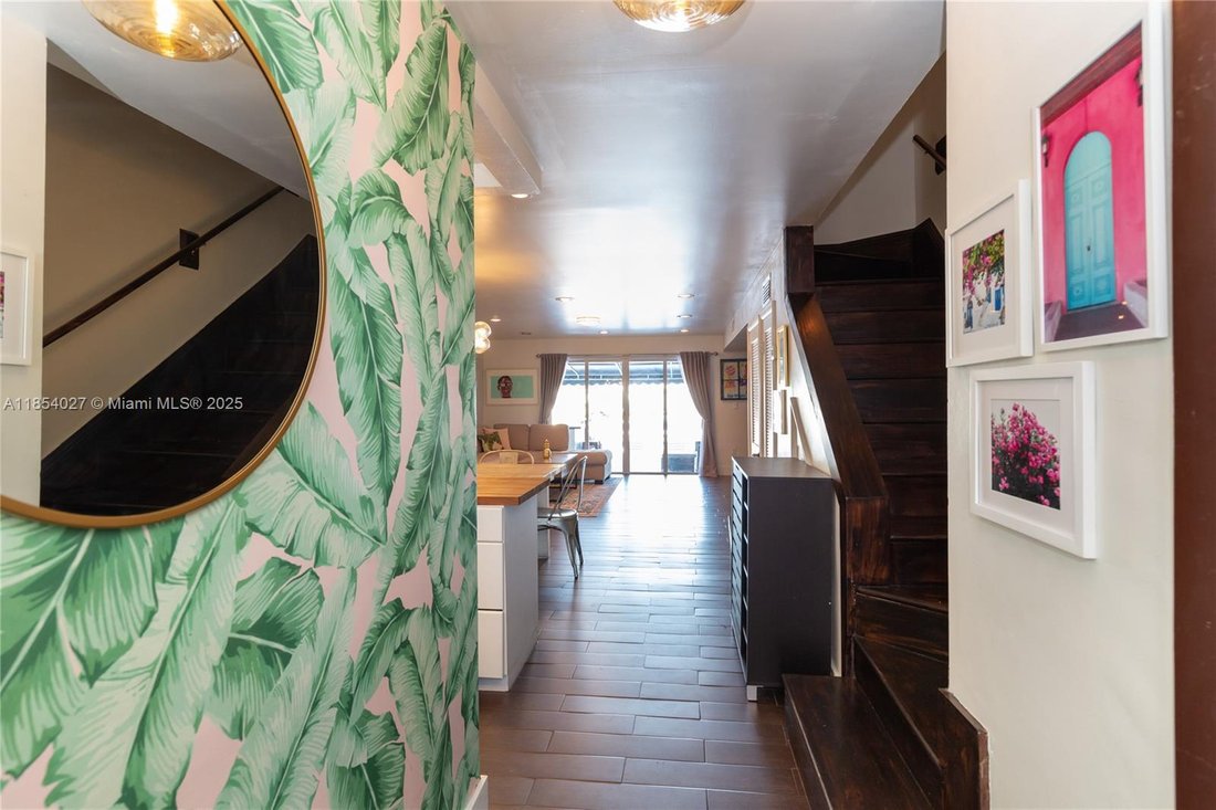 Townhouse in North Miami Beach, Florida, United States 4 - 17203260