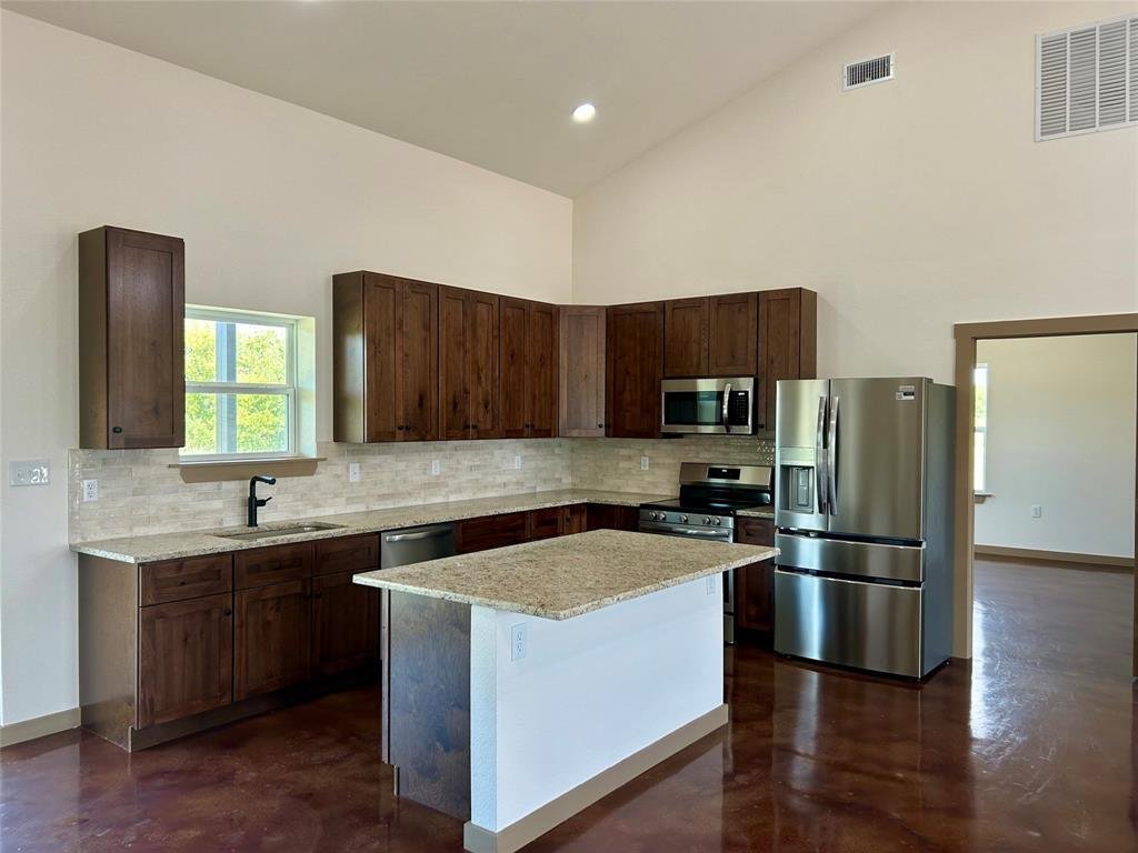 House in Blum, Texas, United States 5 - 17215886