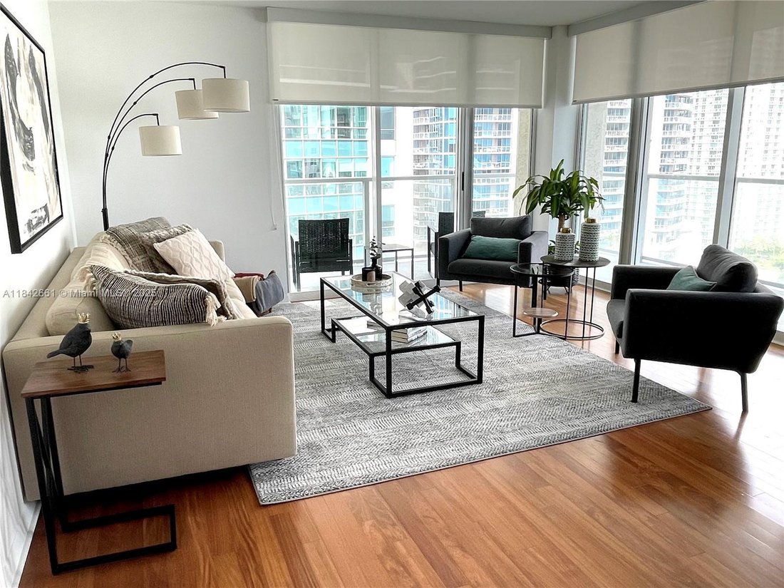 Condo in Miami, Florida, United States 1 - 17203172