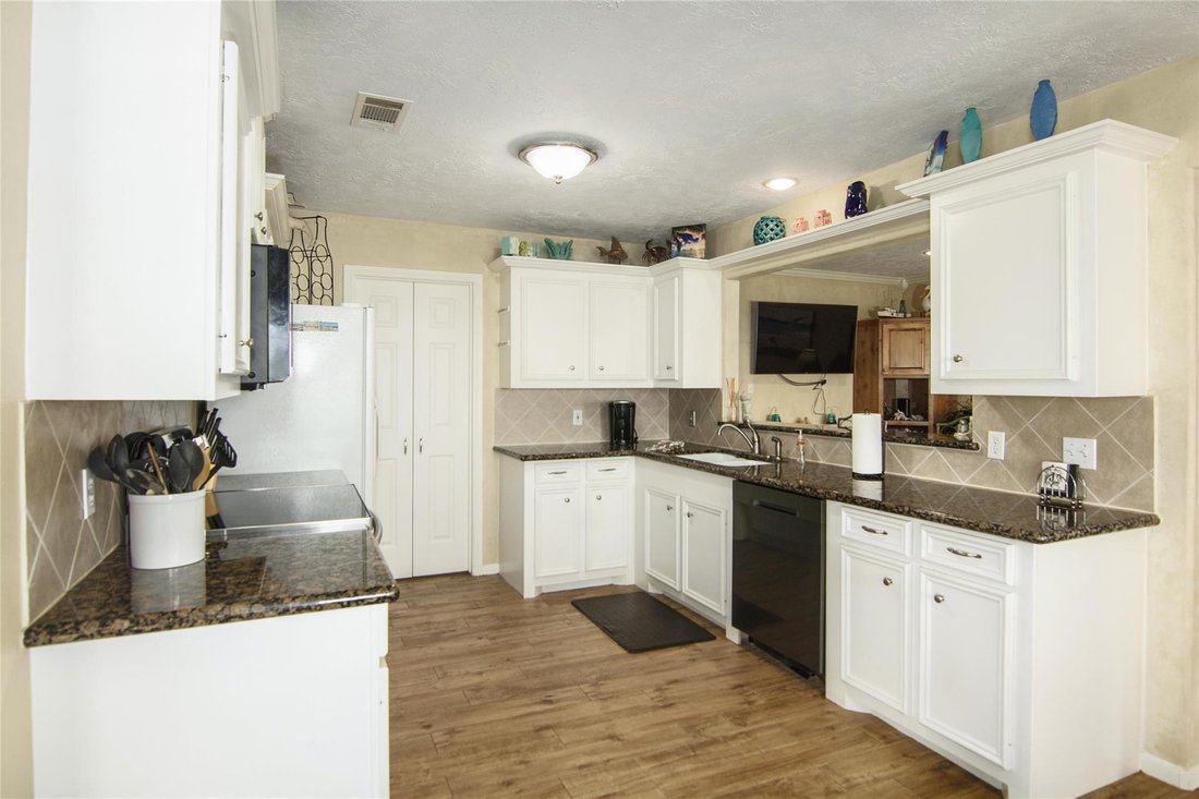 House in Bolivar Peninsula, Texas, United States 4 - 17209745
