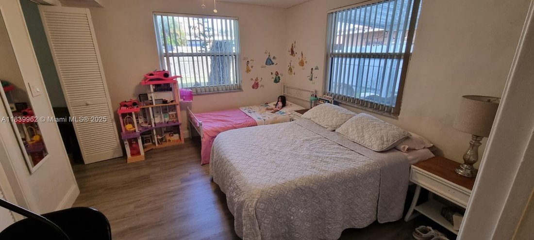 Apartment in Miami, Florida, United States 5 - 17203559