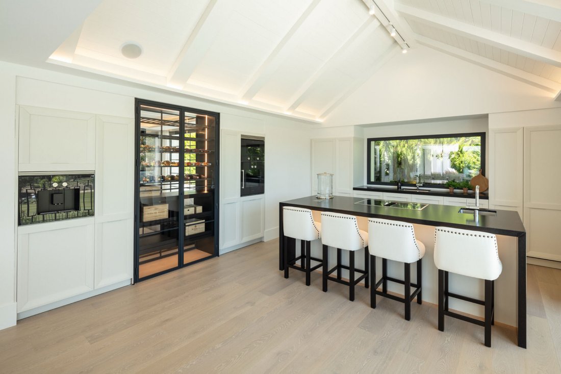 Villa in Nueva Andalucia, Marbella, Spain 4 - 17217460