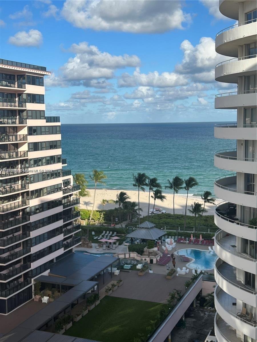 Condo in Miami Beach, Florida, United States 2 - 17202367