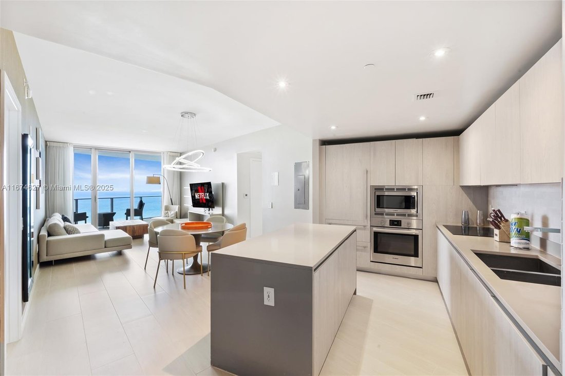 Condo in Hollywood, Florida, United States 1 - 17205243